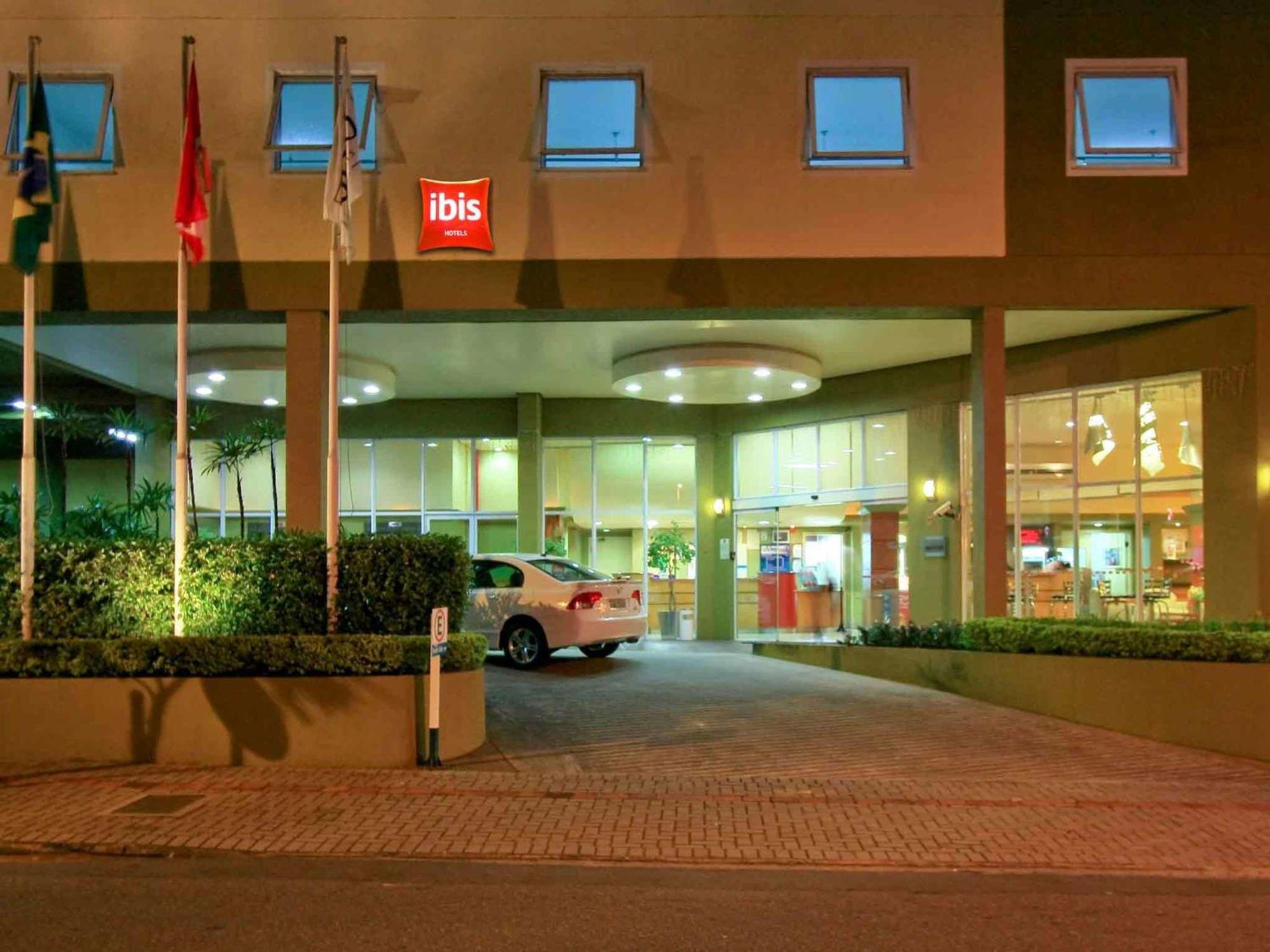 מלון Ibis בלומנאו מראה חיצוני תמונה